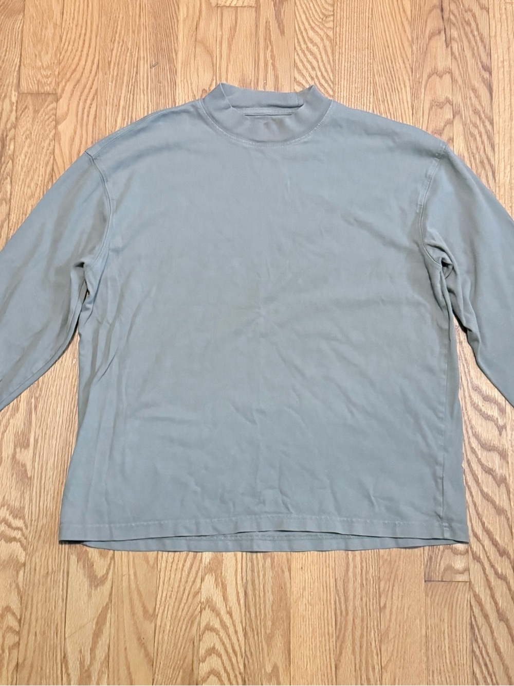 Old Navy Men's Long Sleeve Crewneck Shirt - Light Sage Green